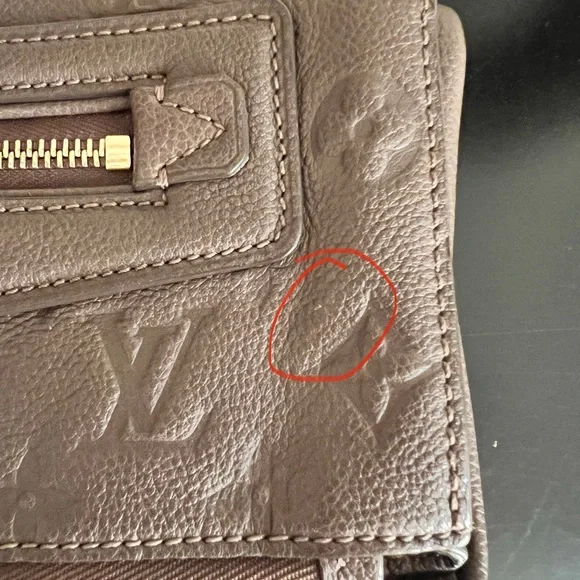 Louis Vuitton Petillante Monogram Empreinte Clutch - excellent condition! - Picture 8 of 16